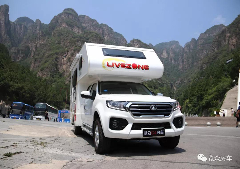 買房車為什么買四驅(qū)房車？都有哪些款式可選