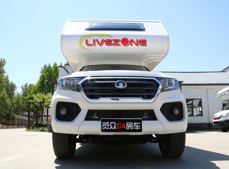 四驅(qū)、兩張超大床人床的房車，看這款