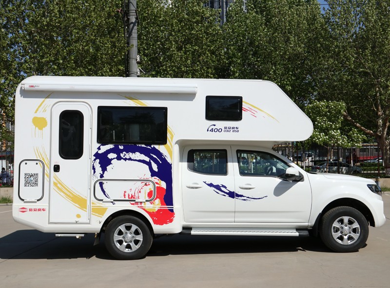 四驅(qū)、兩張超大床人床的房車，看這款