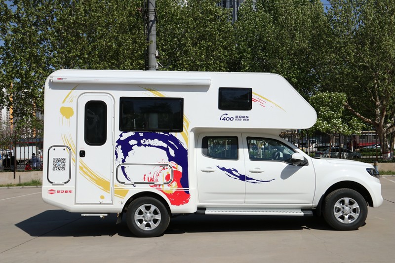 這個(gè)房車(chē)優(yōu)惠只有兩臺(tái)，力度還挺大