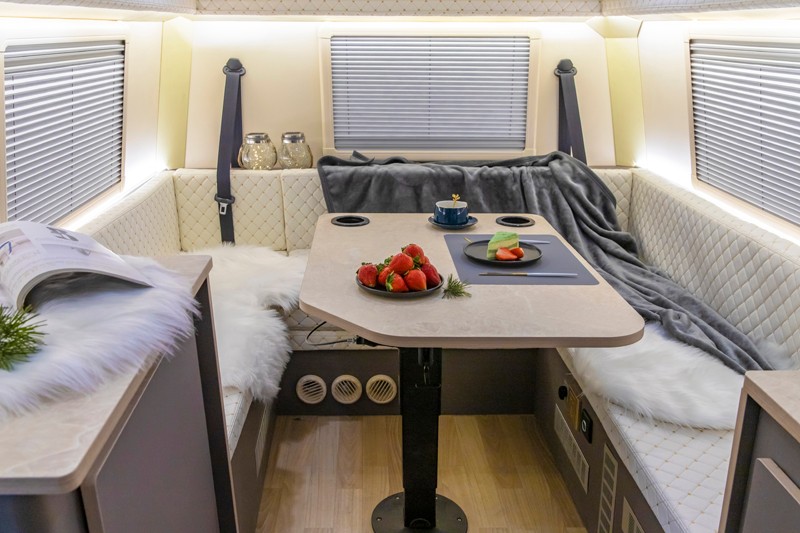 新年新房車展會(huì)，新車多選擇