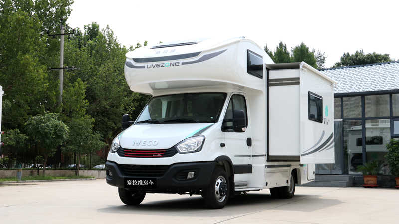 依維柯房車(chē)和皮卡房車(chē)到底怎么選？