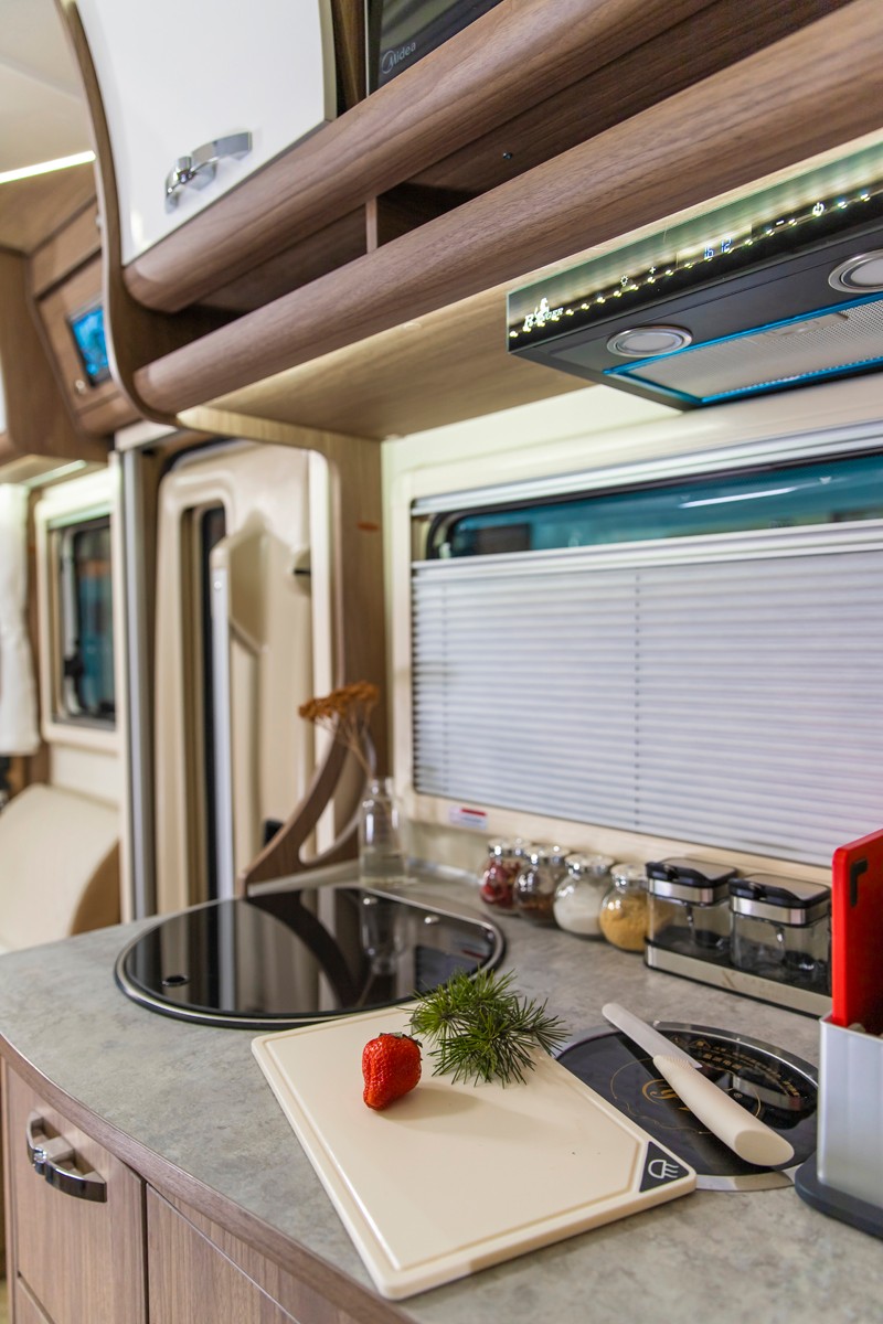 更有空間，更舒適的國(guó)六房車