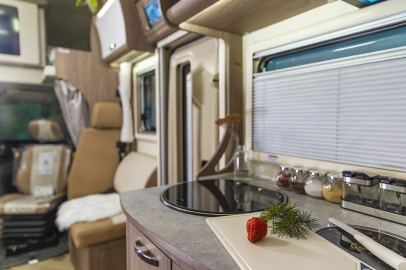 更有空間，更舒適的國(guó)六房車