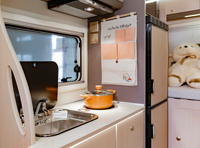 能在重慶，選手、自動(dòng)擋的四驅(qū)房車