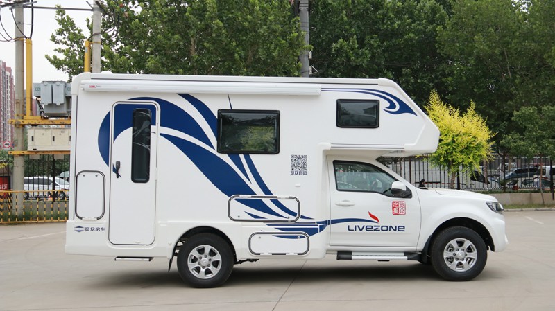 不懼荒野，不怕泥濘，四驅(qū)房車更給力