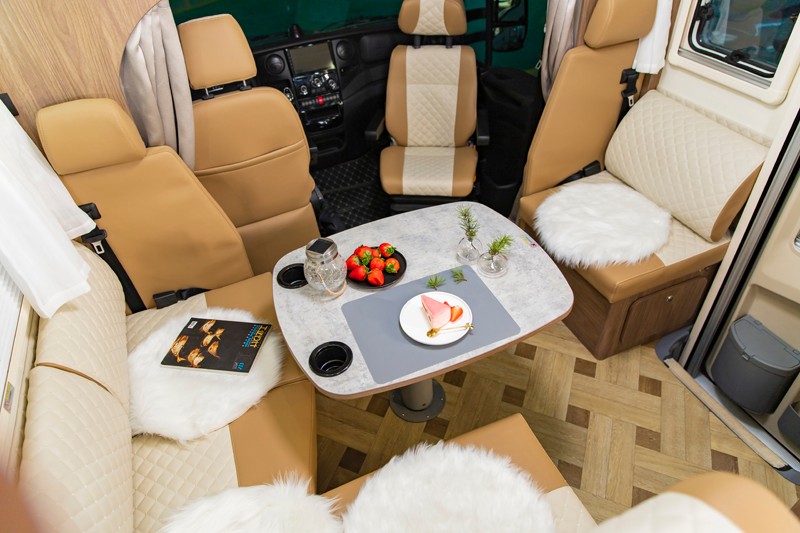 深度自駕，品質(zhì)房車生活選這款