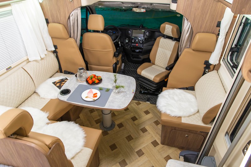 品質(zhì)、安全、舒適、空間，這款房車沒得挑