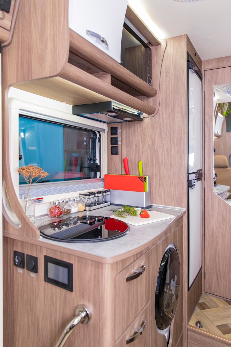 品質(zhì)、安全、舒適、空間，這款房車沒得挑