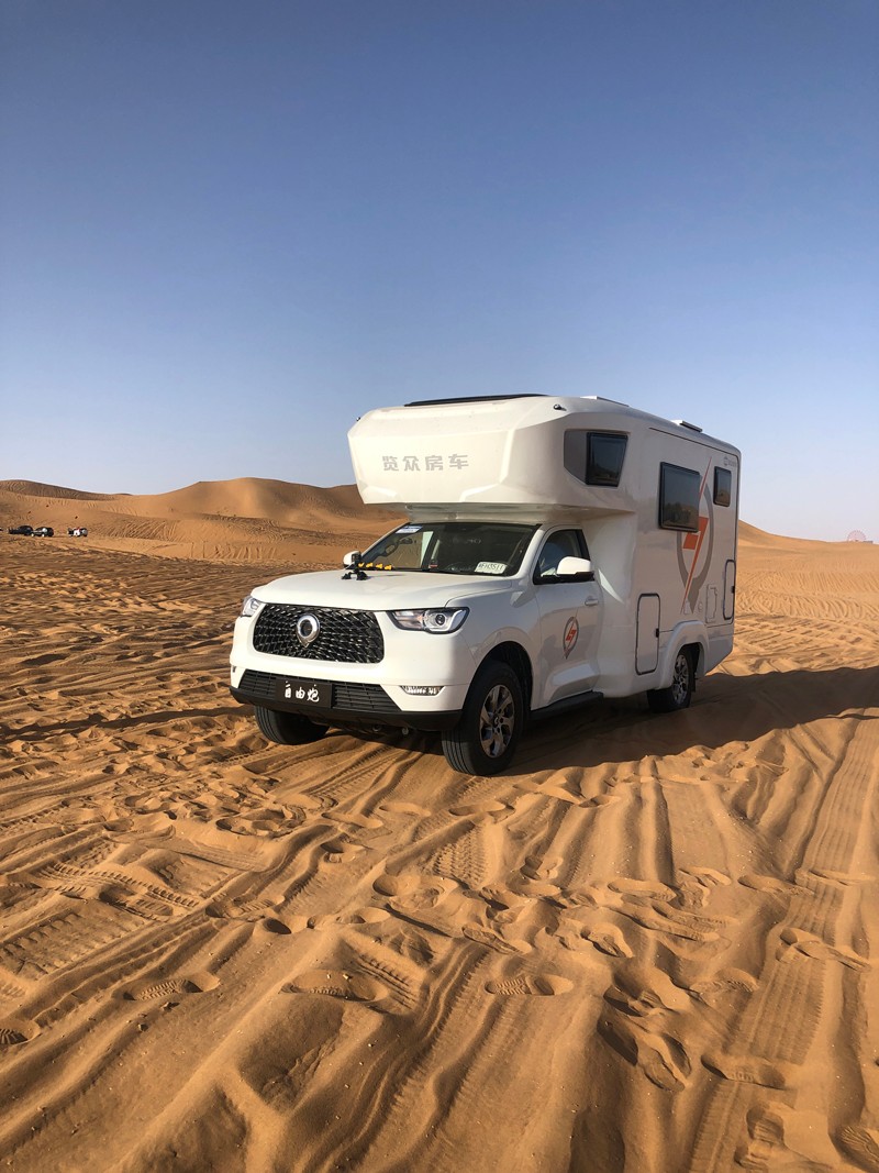 以自由為名，炮響阿拉善