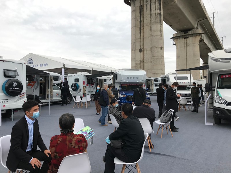 炮營(yíng)集合，連看自由炮房車