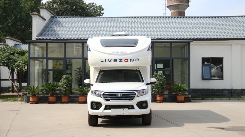 有四驅(qū)才是王道，這兩款國產(chǎn)房車可選