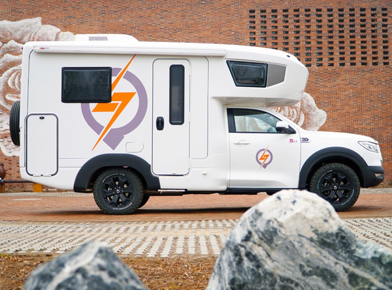 極致動(dòng)力、四驅(qū)越野，樣樣都強(qiáng)，就是這款房車