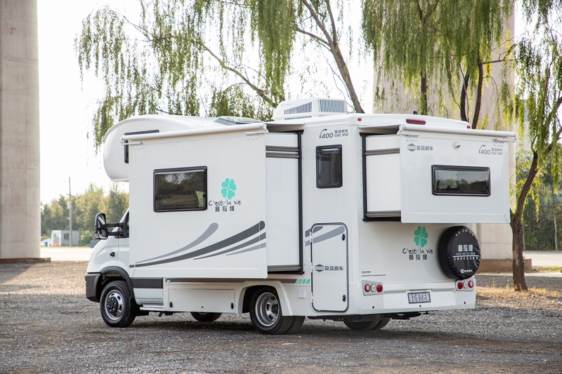 賽拉維房車 雙拓展版實(shí)車拍攝，更顯房車魅力