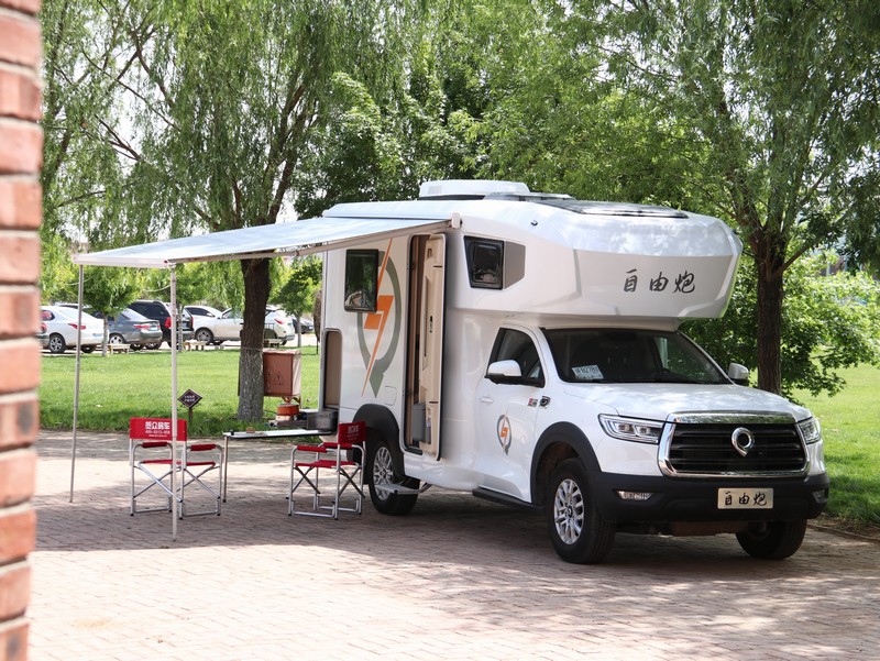 越野房車哪家好？四驅(qū)皮卡房車能滿足越野需求么？