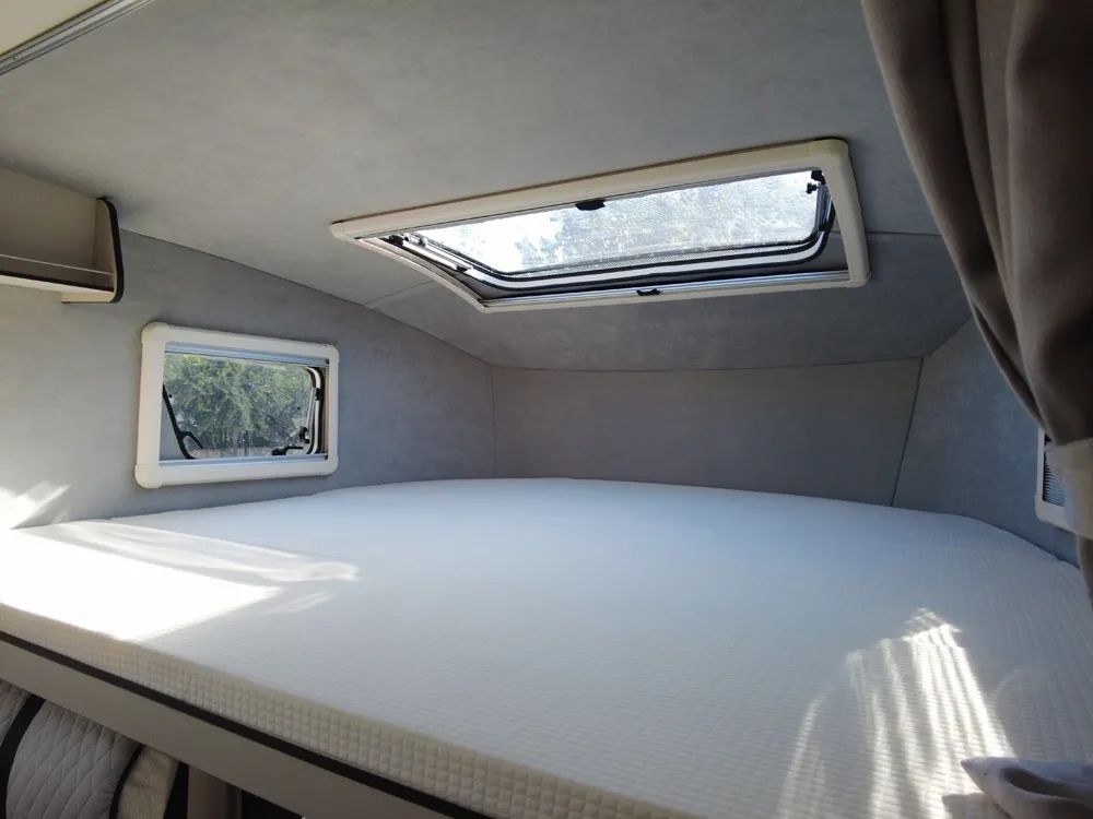 疫情之下，我們?yōu)槭裁催x擇房車出行？