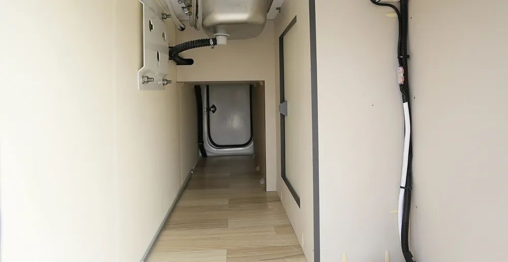 疫情之下，我們?yōu)槭裁催x擇房車出行？