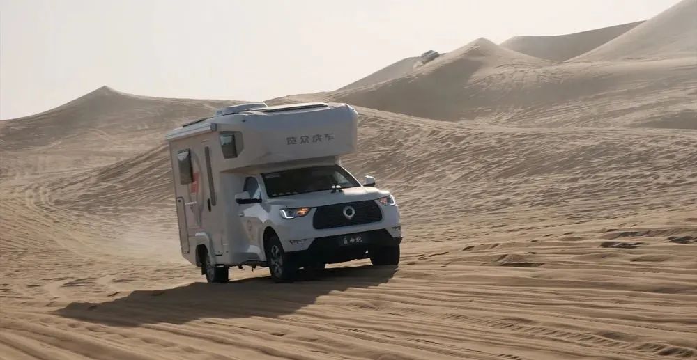 雪域西藏，此生必駕—— 自由炮護(hù)航！