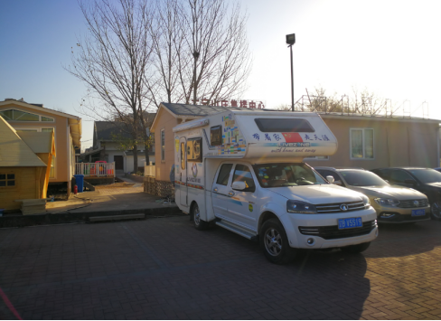 你沒看錯，歡迎來到2012年的房車世界！