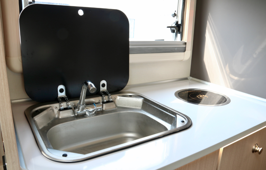 分時(shí)四驅(qū)、超大空間、一代經(jīng)典——風(fēng)駿C7！