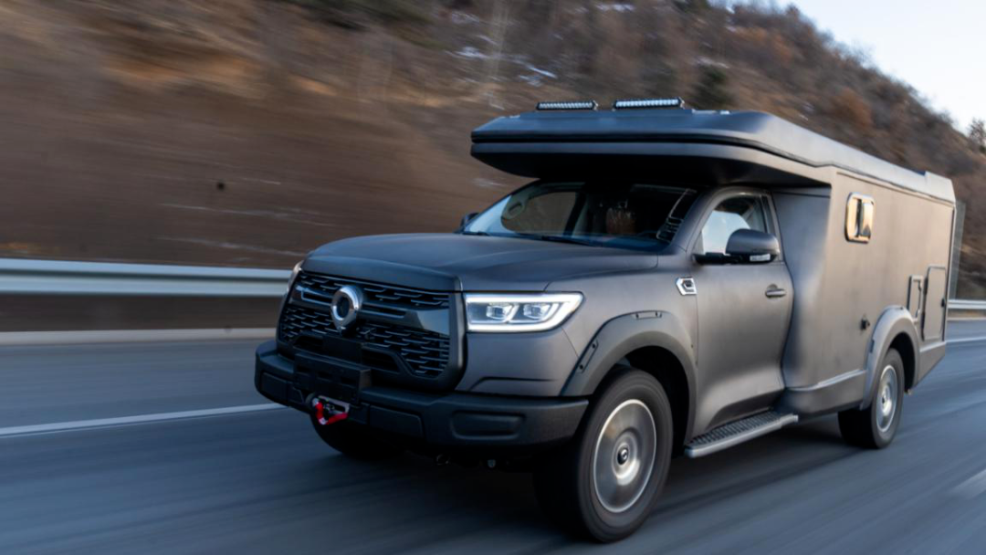 氣場(chǎng)全開(kāi)！駱駝房車(chē)最強(qiáng)全明星陣容，齊了！