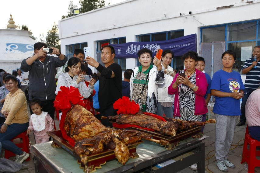 對(duì)酒當(dāng)歌，人生幾何，要盡興就現(xiàn)在！