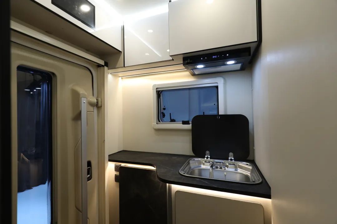 成年人不做選擇題，自由與安穩(wěn)我都要！