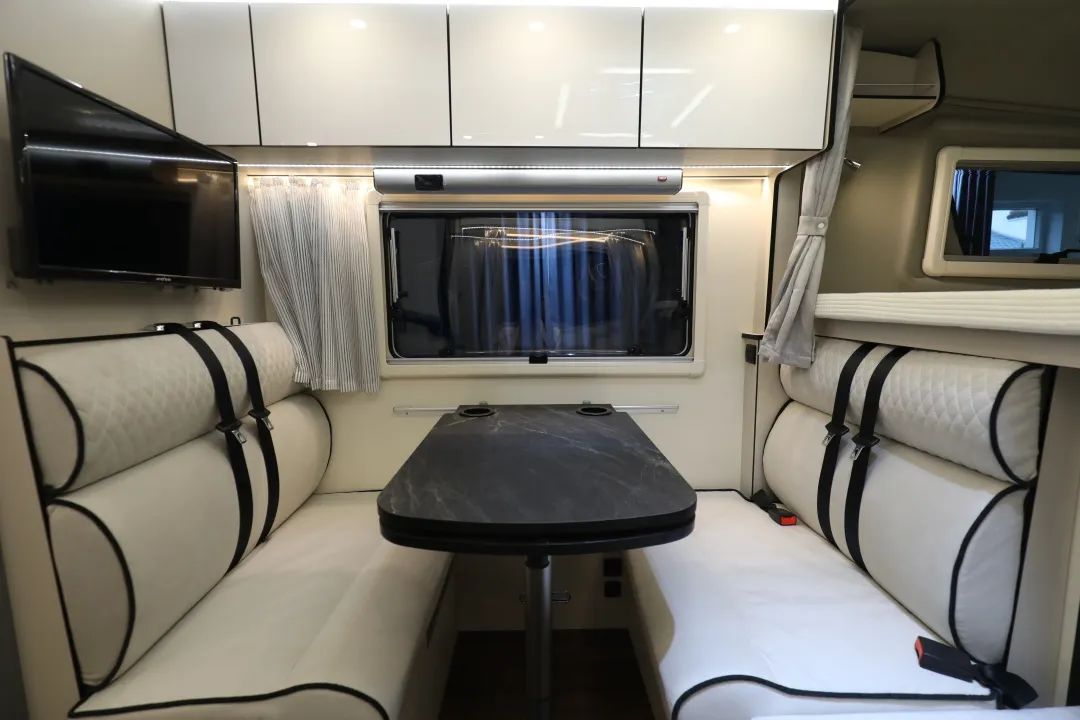 成年人不做選擇題，自由與安穩(wěn)我都要！