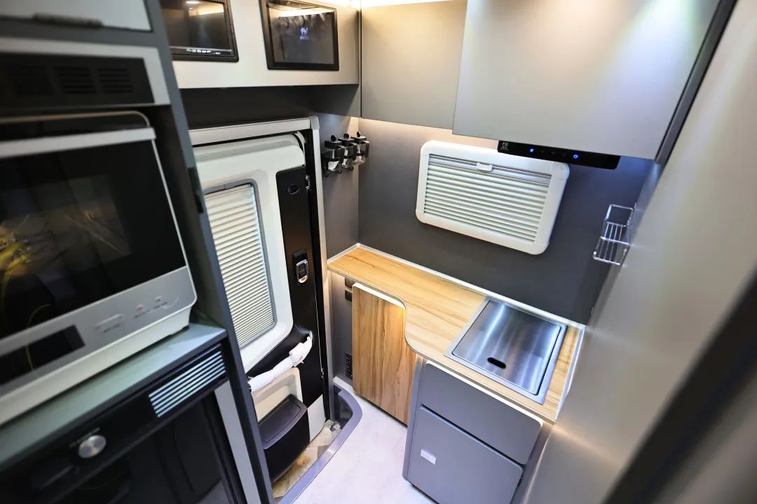 什么時(shí)候你最想擁有一臺(tái)房車(chē)？