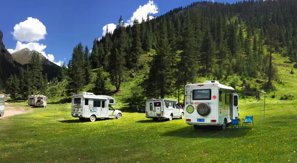 精致化露營“選手”，將吃住行融為一體，適合1~2人四季旅行