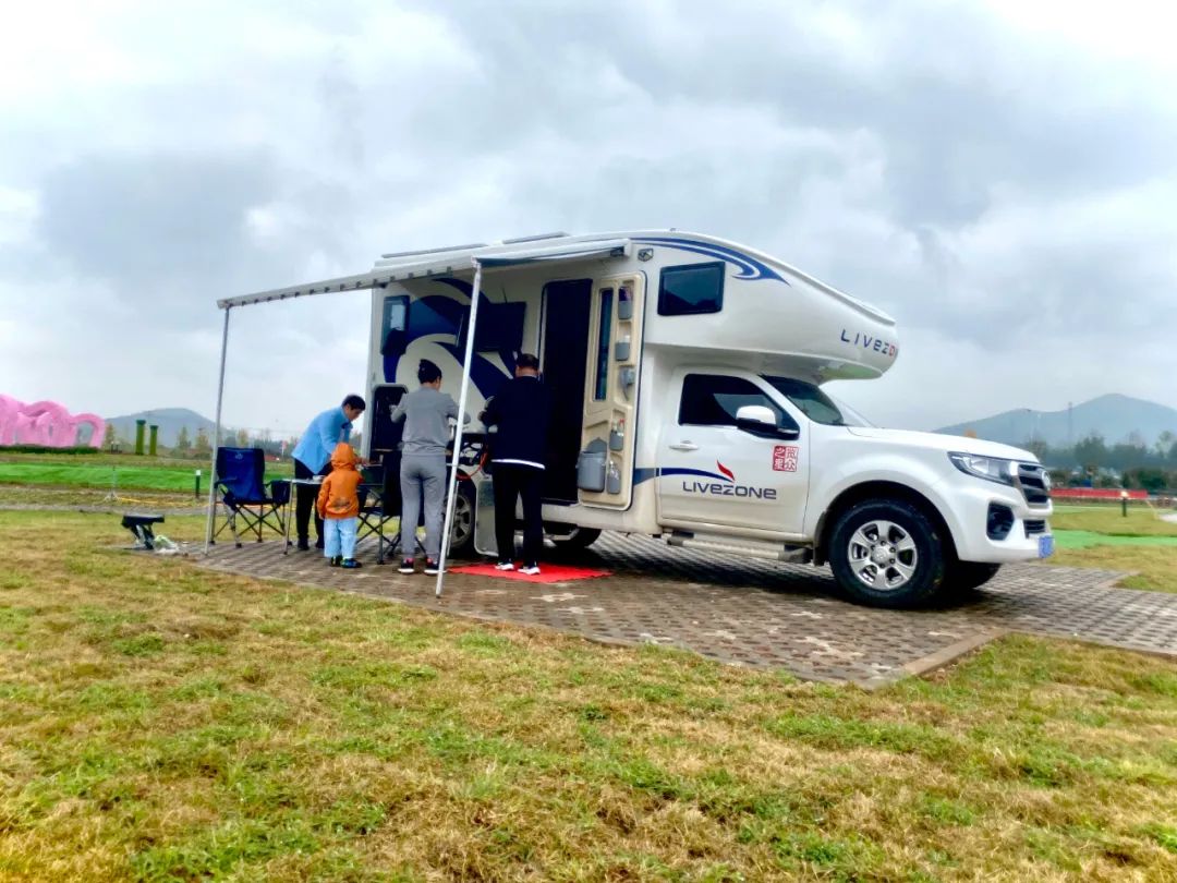 精致化露營“選手”，將吃住行融為一體，適合1~2人四季旅行