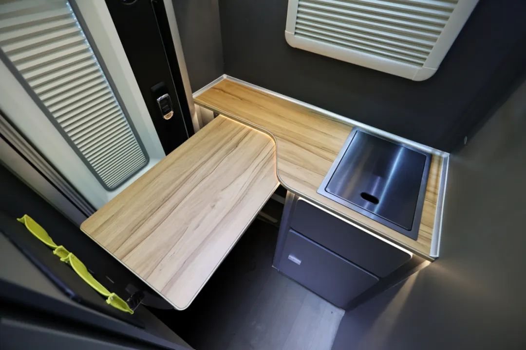 TOD智能四驅(qū) 全車越野套件，這是不是你理想的C型越野房車？