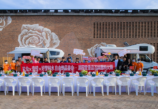 舒適房車生活，你怎么能不羨慕？