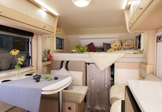 大床睡得才舒服，這款房車(chē)必須選